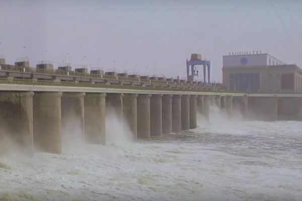 В Минобороны РФ сообщили об отключении трех турбин Каховской ГЭС