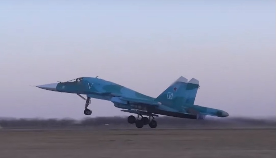 Экипажи Су-34 наносят удары по опорным пунктам и живой силе противника